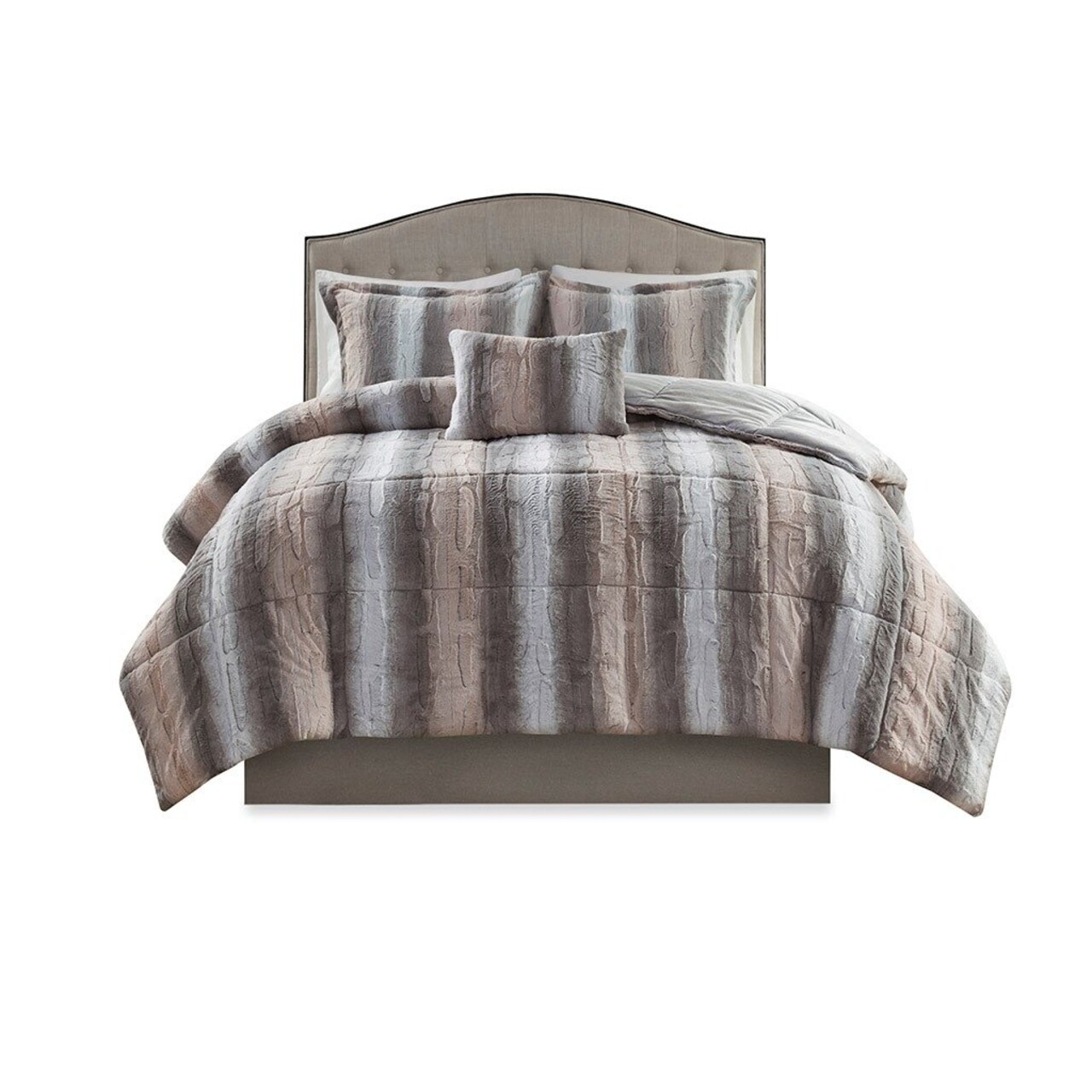 Gracie Mills Shawn 4-Peice Soft Faux Faux To Mink Comforter Set - Grace-7086
